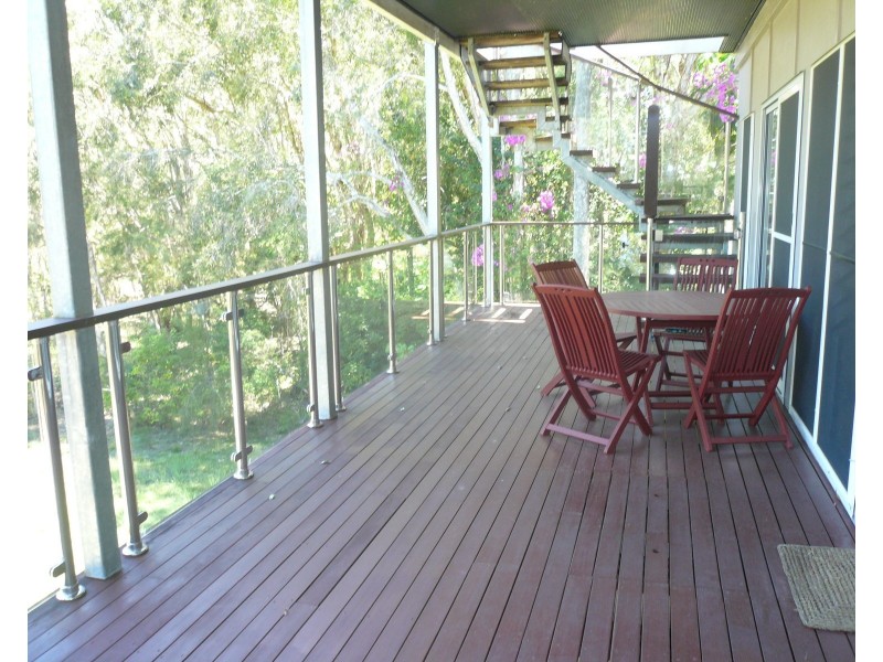 14 Hilda Crescent, Macleay Island QLD 4184