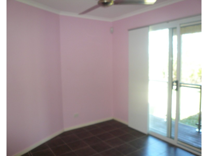 14 Hilda Crescent, Macleay Island QLD 4184