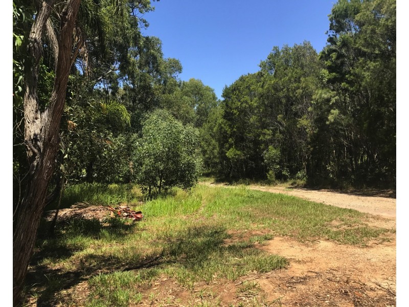 36 Jane St, Macleay Island QLD 4184