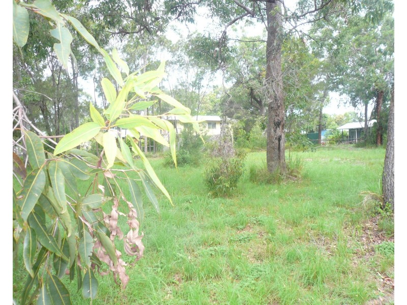14 Double Bay Street, Macleay Island QLD 4184