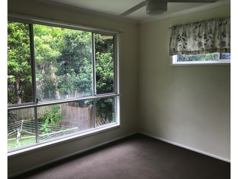 3 Betty St, Macleay Island QLD 4184