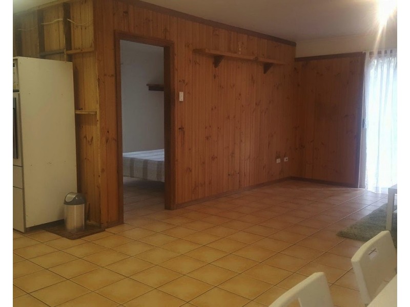 22 Nugent St, Macleay Island QLD 4184