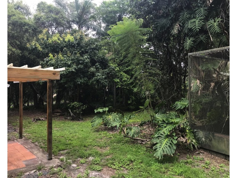 22 Nugent St, Macleay Island QLD 4184