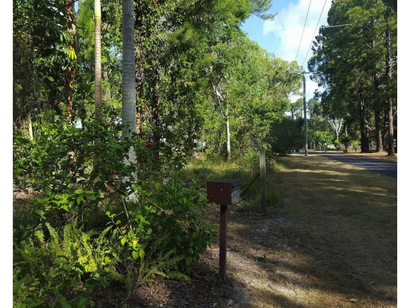 22 Nugent St, Macleay Island QLD 4184