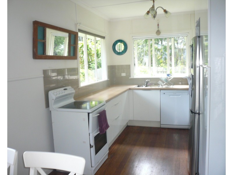 23 Arthur Street, Macleay Island QLD 4184