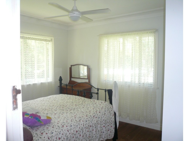 23 Arthur Street, Macleay Island QLD 4184