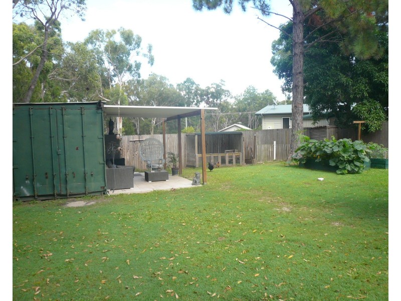 23 Arthur Street, Macleay Island QLD 4184