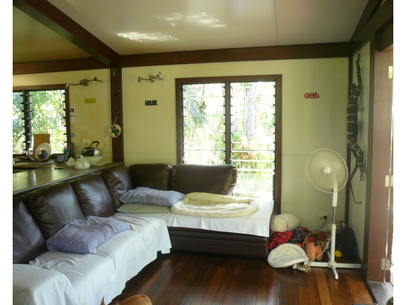 41 Brighton Rd, Macleay Island QLD 4184