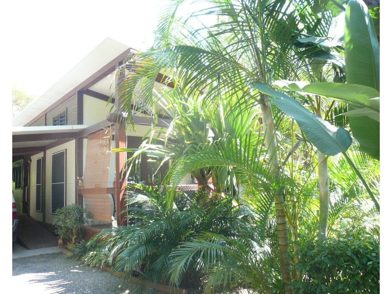 41 Brighton Rd, Macleay Island QLD 4184