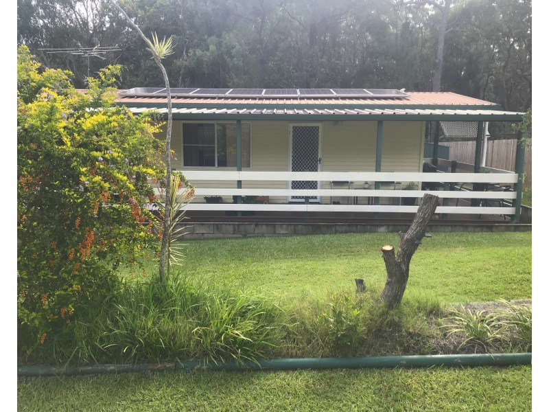 23 Devaney St, Macleay Island QLD 4184