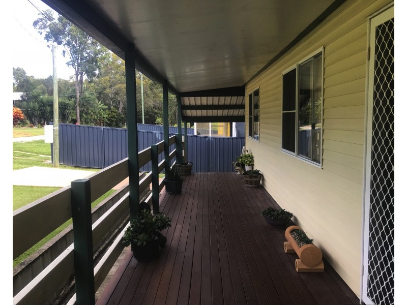 23 Devaney St, Macleay Island QLD 4184