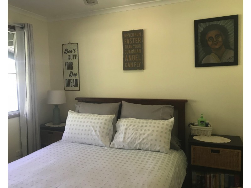 23 Devaney St, Macleay Island QLD 4184