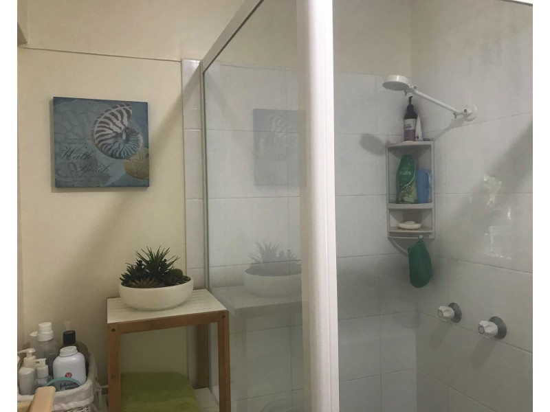 23 Devaney St, Macleay Island QLD 4184