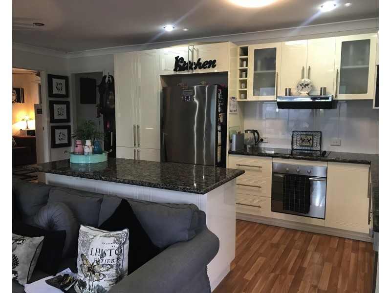 141 High Central Rd, Macleay Island QLD 4184