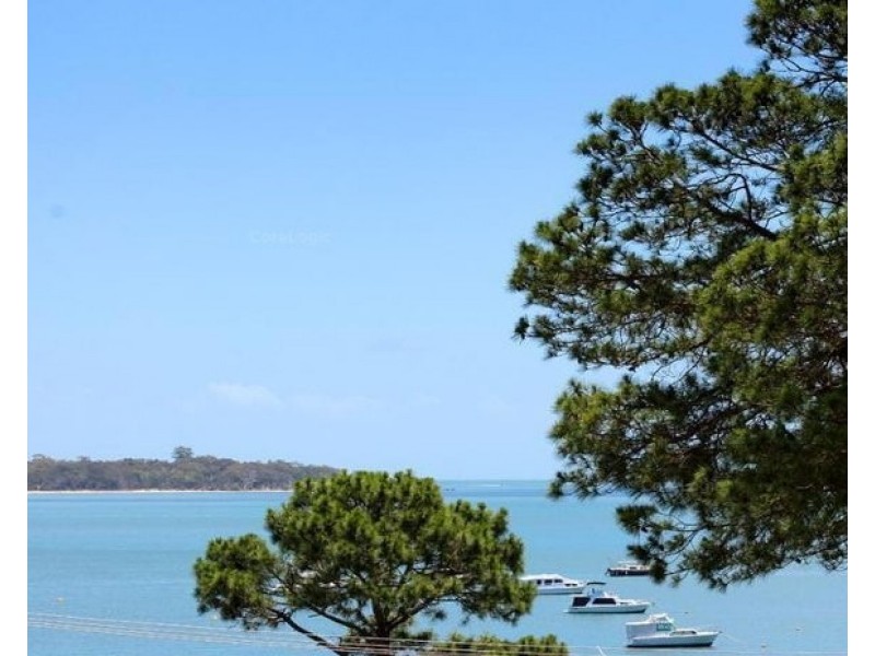 3 Kim Cres, Macleay Island QLD 4184