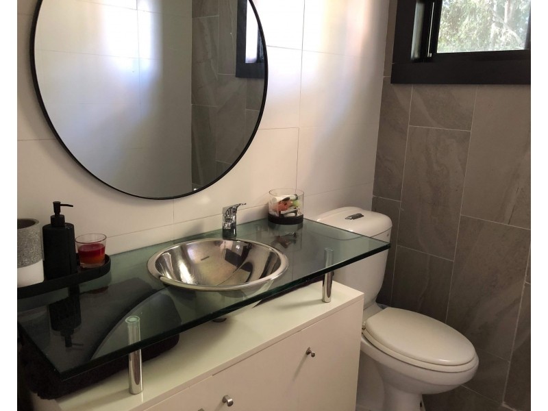 3 Kim Cres, Macleay Island QLD 4184
