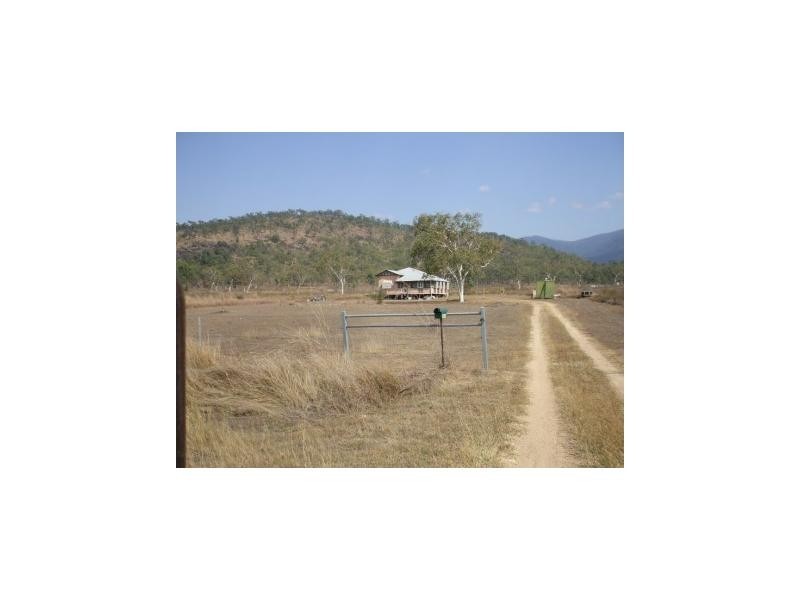 Majors Creek QLD 4816