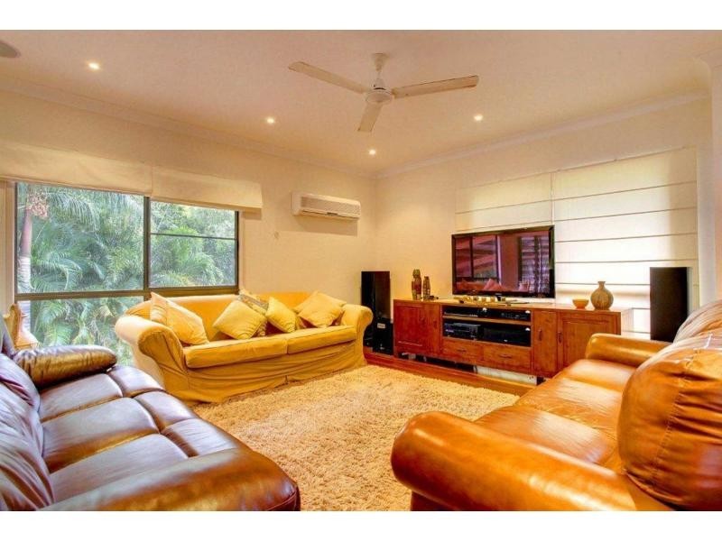 9 Mt Cradle Court, Alligator Creek QLD 4816