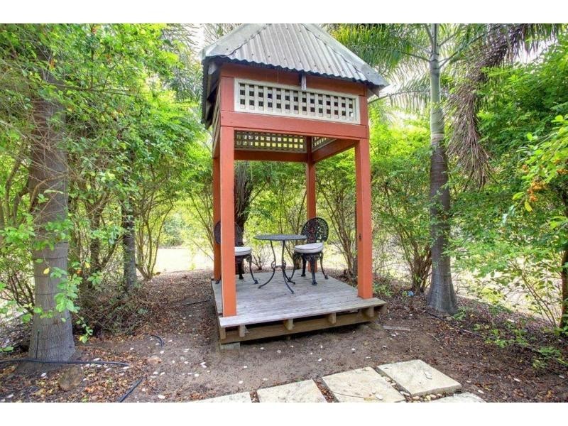 9 Mt Cradle Court, Alligator Creek QLD 4816