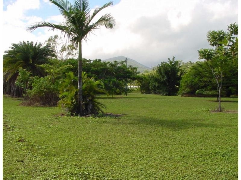 60 Alligator Creek Road, Alligator Creek QLD 4816