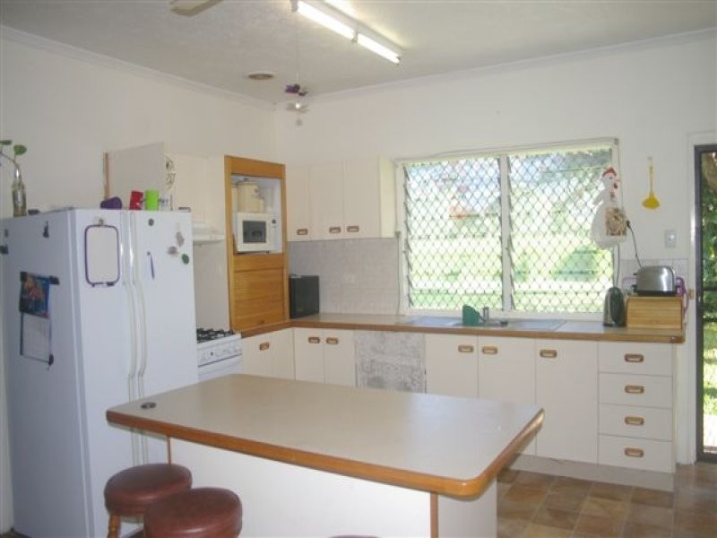 41 haberecht Road, Majors Creek QLD 4816