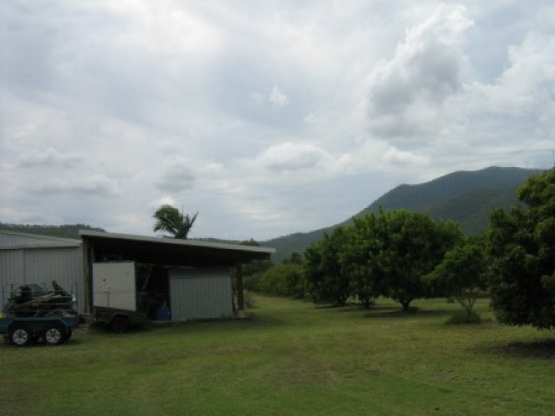 1324 Woodstock Giru Road, Majors Creek QLD 4816