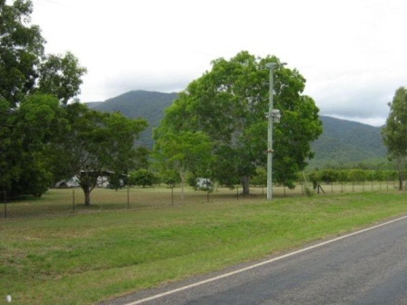 1324 Woodstock Giru Road, Majors Creek QLD 4816