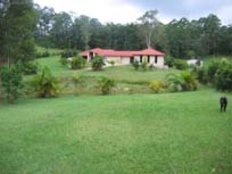 28 Birdsong Drive, Mooloolah Valley QLD 4553