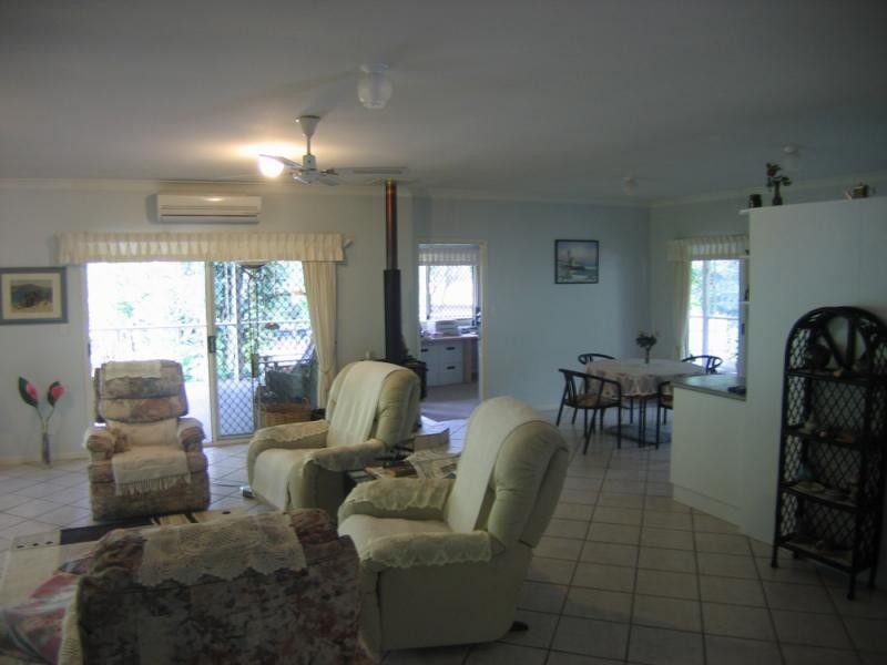128 Ratcliffe Road, Mooloolah Valley QLD 4553