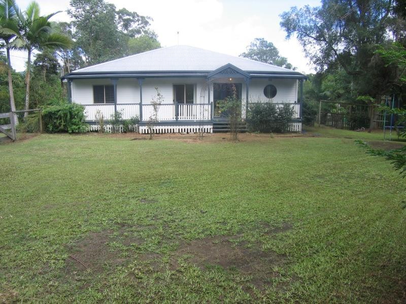 8 Lilypilly Place, Mooloolah Valley QLD 4553