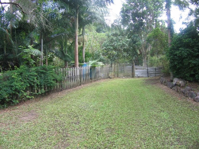 8 Lilypilly Place, Mooloolah Valley QLD 4553