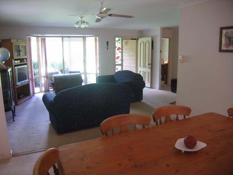 11 Mooloolah Road, Mooloolah Valley QLD 4553