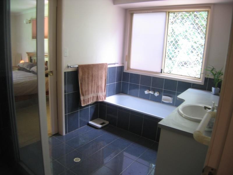 11 Mooloolah Road, Mooloolah Valley QLD 4553