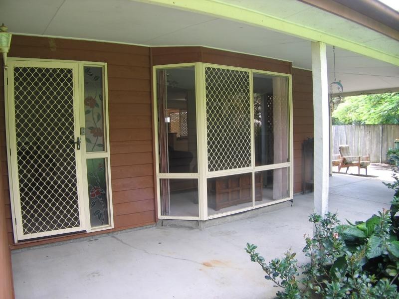 11 Mooloolah Road, Mooloolah Valley QLD 4553