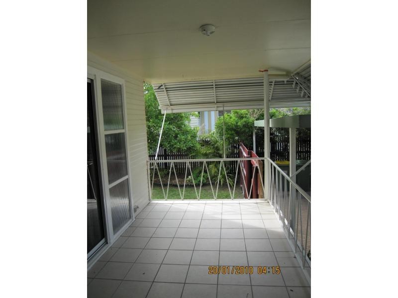 13 Halloran Street, Hermit Park, Townsville QLD 4810