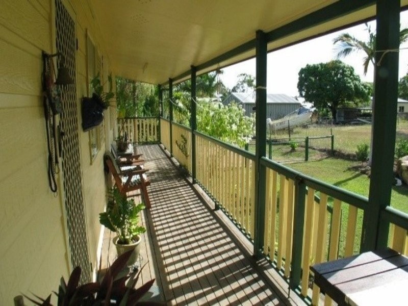 65 Reynolds Street, Bowen QLD 4805