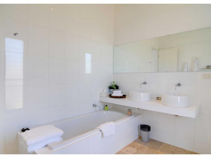 251 Talga Road, Lovedale NSW 2325