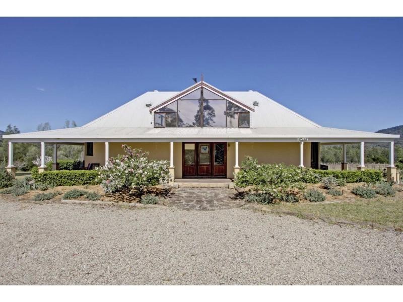 738 Wollombi Road, Broke NSW 2330