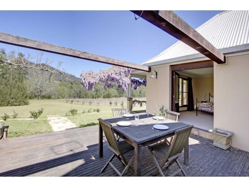 738 Wollombi Road, Broke NSW 2330