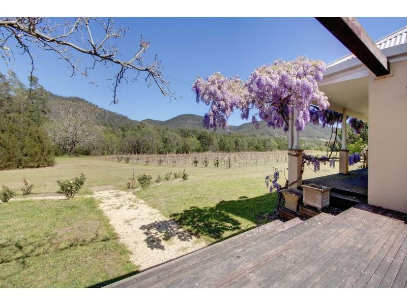 738 Wollombi Road, Broke NSW 2330