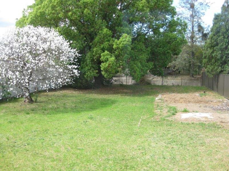 16 Blackwood Avenue, Cessnock NSW 2325