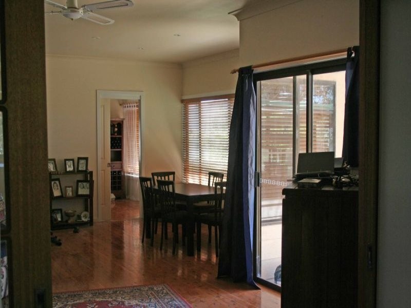 8 Summer Hill Road, Branxton NSW 2335