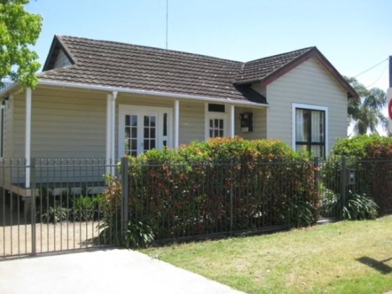 20 Ferguson Street, Cessnock NSW 2325