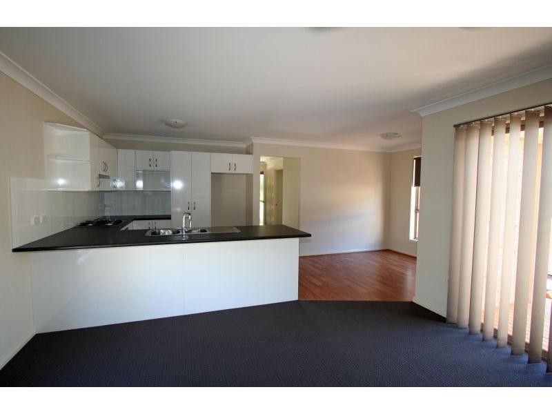 1/56 Hebburn Street, Pelaw Main NSW 2327