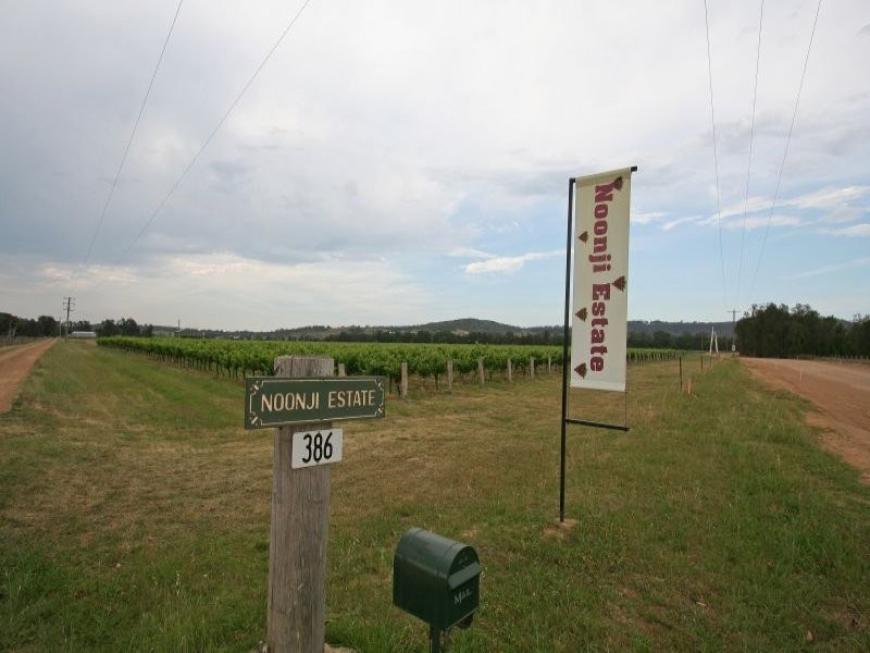 386 Wilderness Road, Lovedale NSW 2325