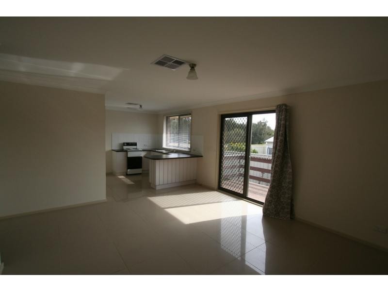 Unit 4/71 Macquarie Avenue ave, Cessnock NSW 2325