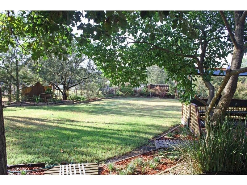 8 Valley View Place, Nulkaba NSW 2325