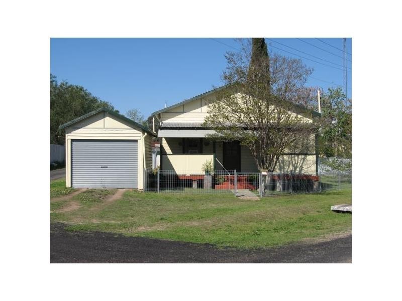 2 Scholey Street, Cessnock NSW 2325