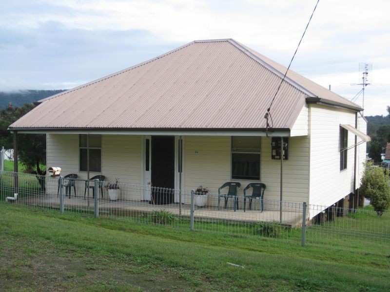 84 Catherine Street, Cessnock NSW 2325