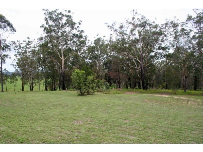 715 Swans Lane, Quorrobolong NSW 2325